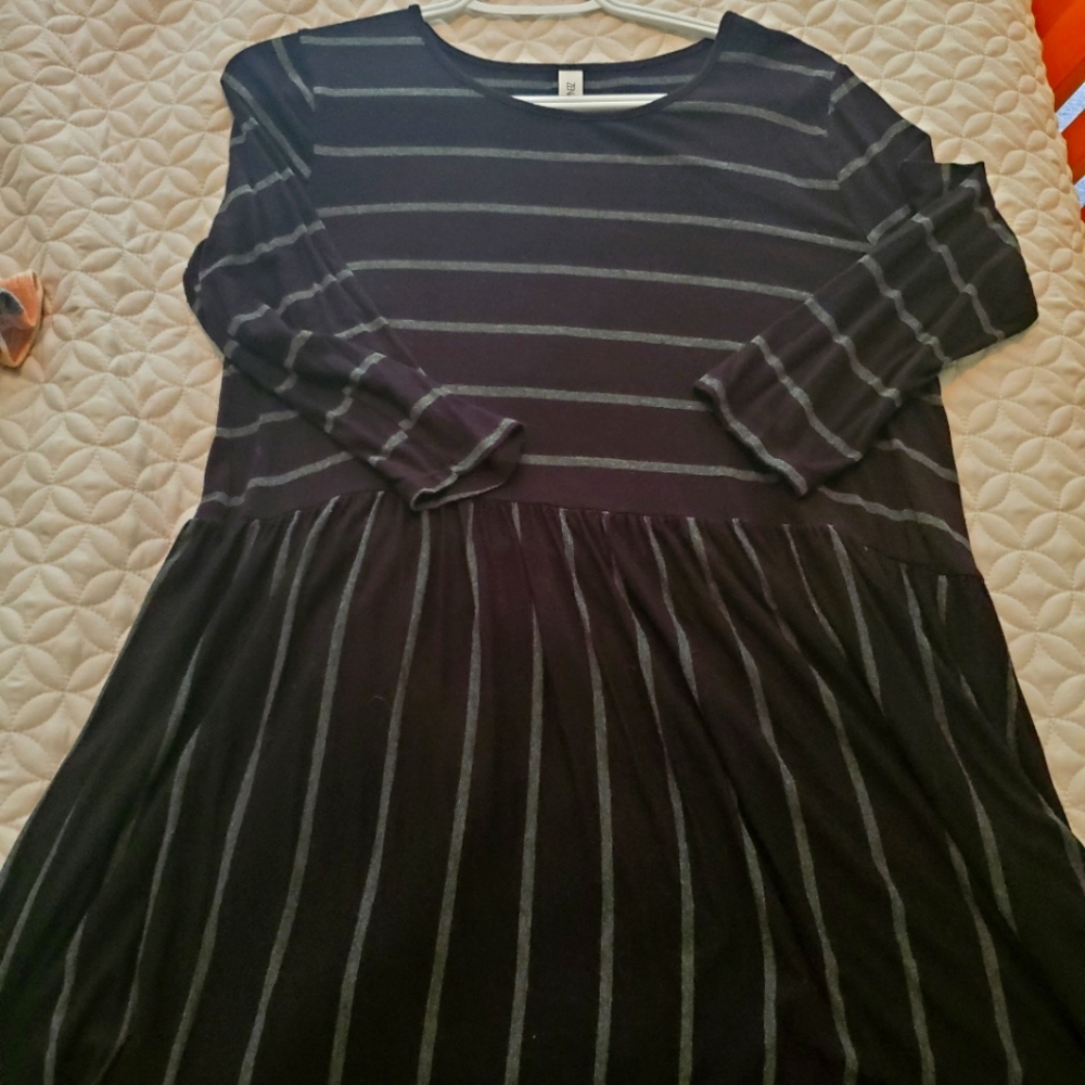Black and grey striped tunic